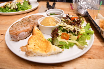 fried fish with vegetables