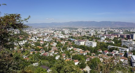 Fototapeta na wymiar scenic view over skopje from a mountain
