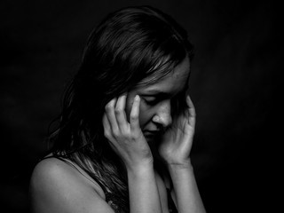 Obraz premium Young Woman Showing Expresion Black & White Isolated 