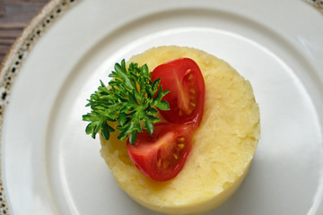 Mashed potatoes with tomatoes . catering menu