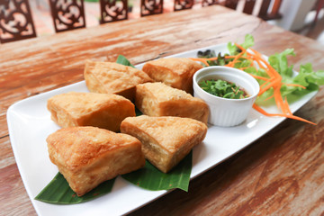 deep fried tofu with dip