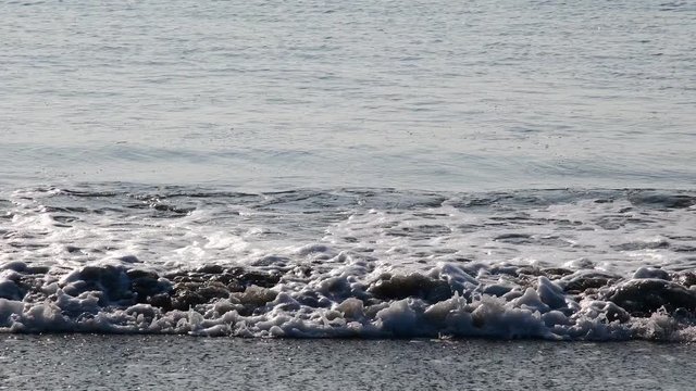 早朝の波打ち際のイメージ / 北海道室蘭市 イタンキ浜