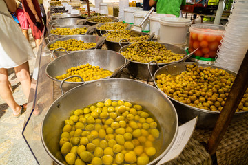 mercado aceitunas olivas