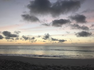 Obraz na płótnie Canvas Beautiful sunset on the Seychelles