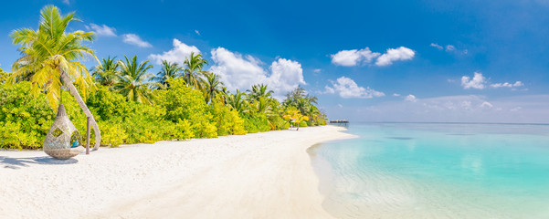 Beach panorama of Maldives island, luxury summer scenery. Vacation or holiday concept for tropical landscape - obrazy, fototapety, plakaty