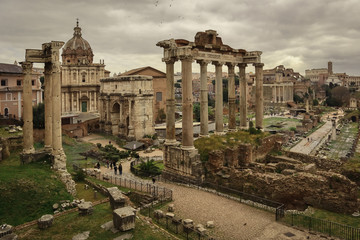 Fototapeta na wymiar Vista panoramica del Foro Romano