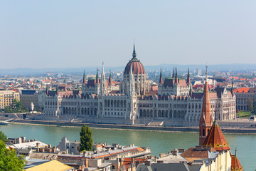 Fototapeta na wymiar Hungarian Parliament Building and Dunabe river, Budapest, Hungary
