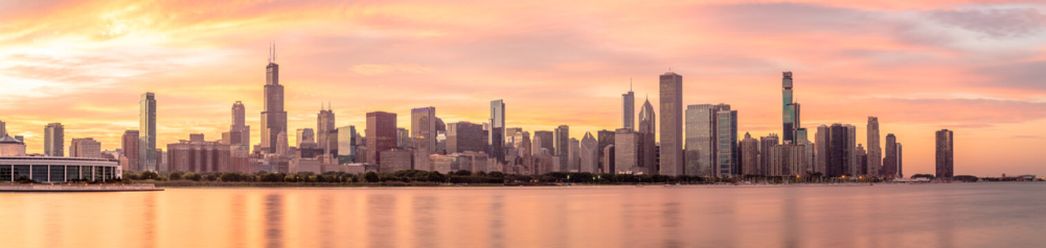 Chicago downtown buildings skyline panorama
