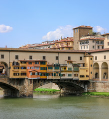 Fototapeta premium Ponte Vecchio in Florence, Italy. Ancient Bridge over the Arno River in one of Tuscany's biggest Tourist Attractions