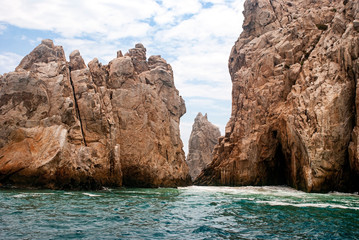 Fototapeta na wymiar The arch of Cabo San Lucas