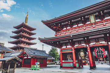 Fototapeta premium Atrakcje turystyczne Sensoji Temple Tokyo