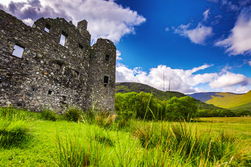 Fototapeta premium Ancient Scottish medieval buildings and beautiful landscape of traditional nature.