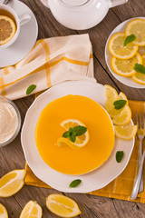 Lemon and mascarpone cheesecake. 