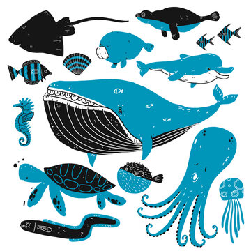 Set of deep sea creatures sketches. Hand drawn vector illustration. Outline with transparent background