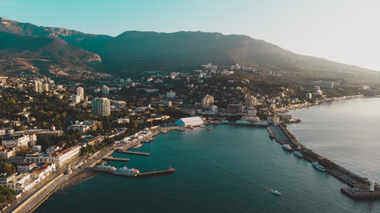 Fototapeta na wymiar embankment in yalta panorama sunrise