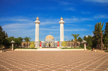 Fototapeta na wymiar The Mausoleum of Habib Bourguiba in Monastir, Tunisia, North Africa 12 october 2018