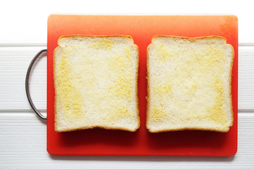 サンドイッチづくり