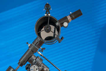 Amateur astronomical telescope