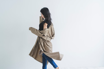 女性