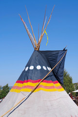 Summer camping tent, Indian wigwam hut © AVD