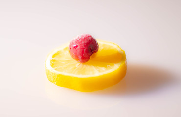 kirsche mit citrone