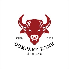 Simple Bison head logo vector icon. buffalo bull fight with Silhouette light line classic modern look. For cool shirt cloth apparel graphic, game, smart phone app brand. Quiet friendly group gathering