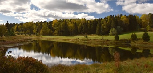 Paysage d'automne canadien au Québec