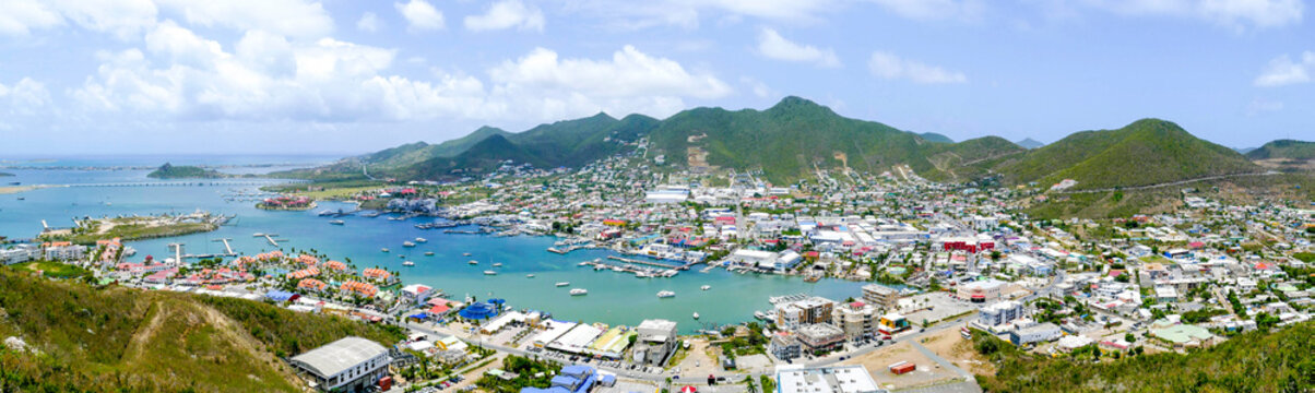Overview of simpson bay st.maarten post hurricane Irma