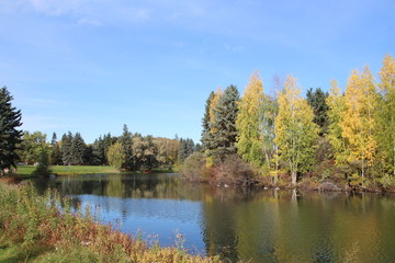 Fototapeta na wymiar October Day, William Hawrelak Park, Edmonton, Alberta