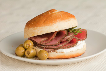 Hamburguesa con jamón y queso