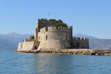 Fototapeta na wymiar Small Greek Castle on a Lake