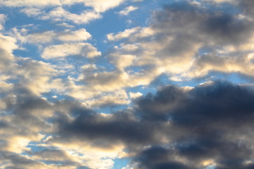 Naklejka na ściany i meble cloudy sky at dawn early autumn morning