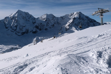 Fototapeta na wymiar Sulden ski slopes under Ortler Mountain during winter season