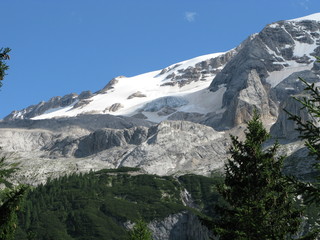 Passo Fedaia  ( Marmolada )  - Dolomiti - Trentino A.A.