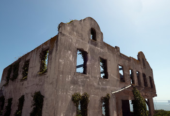 Alcatraz warden house ruins 2 San Francisco
