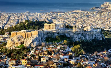 Foto op Plexiglas Luchtmening over Athene met te Akropolis en haven van Lycabettus-heuvel, Griekenland bij zonsopgang © TTstudio