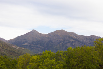 Paisajes del pirineo Aragonés, España, muy cerca de la frontera con Francia en la época del...