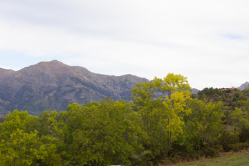 Paisajes del pirineo Aragonés, España, muy cerca de la frontera con Francia en la época del...