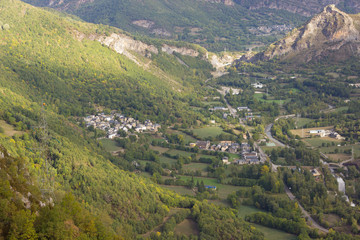 Fototapeta premium Paisaje de alta montaña, del pirineo de Huesca, Aragón, España