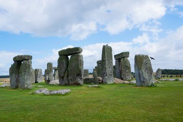 Fototapeta na wymiar Stonehenge with Blue Sky, Salisbury, England.