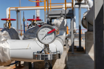 Fototapeta na wymiar The new pressure gauge for pressure monitoring in technological processes
