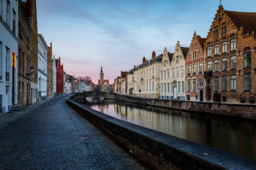 Fototapeta na wymiar Sunset in the most tourist places of Bruges, Belgium