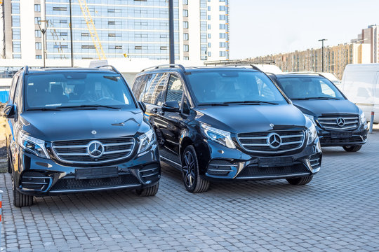 Black luxury van three Mercedes-Benz minivan. Russia, Saint-Petersburg. 14 april 2018.