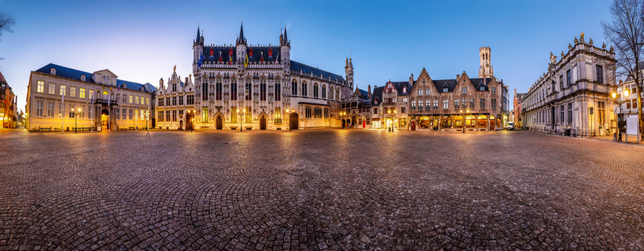 Sunset in the most tourist places of Bruges, Belgium