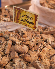 Italian cantucci