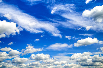 Obraz premium Sky blue or azure sky and white cloud background, beautiful nature on summer