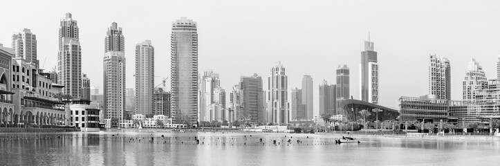 Dubai -  The fountain lake in the Downtown.