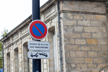 Interdiction de stationner