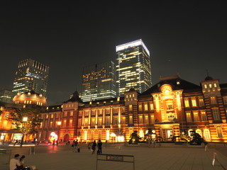 夜景　東京駅、丸ビル周辺