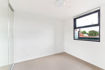 Empty and unfurnished brand new apartment